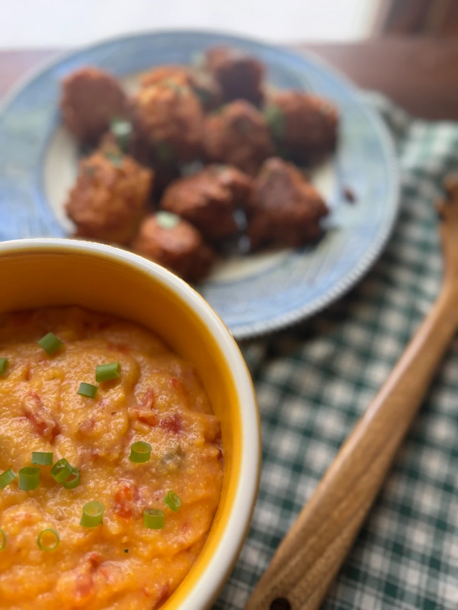 Spicy Cheese Grits